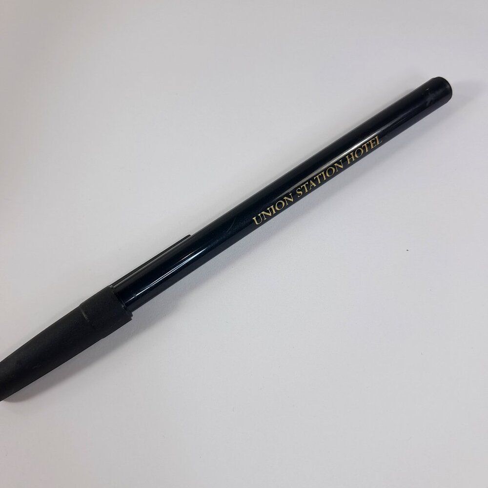 Union Station Hotel pen ballpoint black gold‎ with cap advertisement collectible
